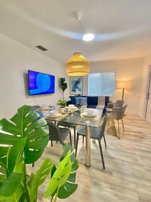 Villa Beautiful & Relax Family House 2/1- Free Parking Miami Esterno foto